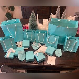 Tiffany & Co. Iconic Blue Gift Set